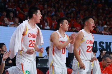 九游电脑版-B组排名：中国男篮2胜2负交锋劣势仍列第三 日韩前二中国台北垫底